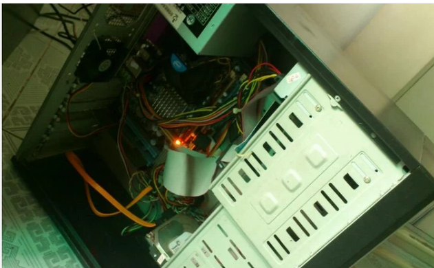 電腦顯示器不亮怎么辦？電腦顯示器不亮解決教程